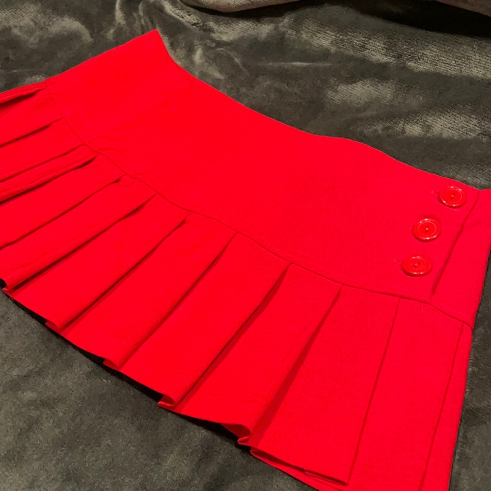 San Julian Red Pleated Skirt